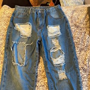 Size 6 ripped mom jeans